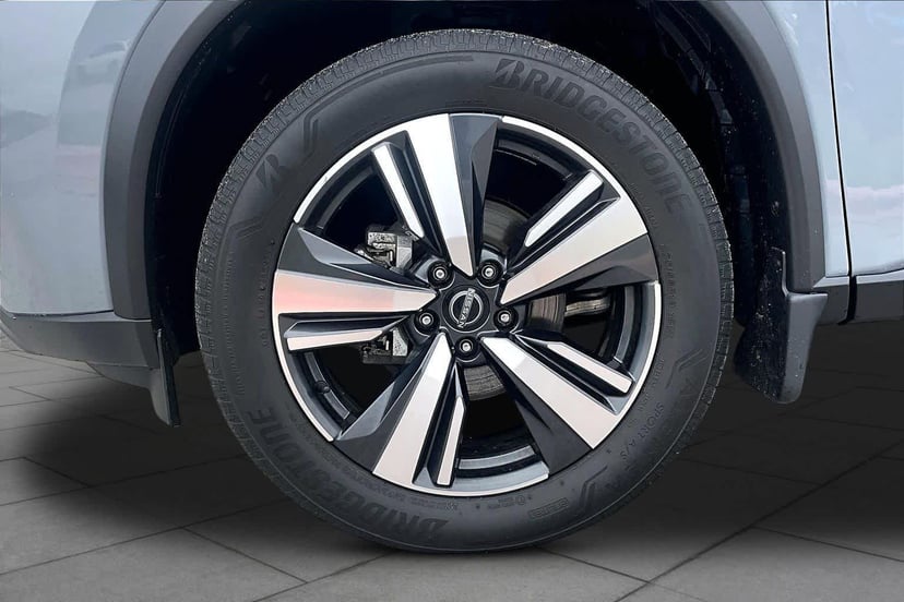 2023 Nissan Rogue - Image 11