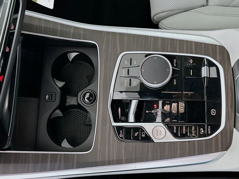 2026 BMW X5 - Image 15