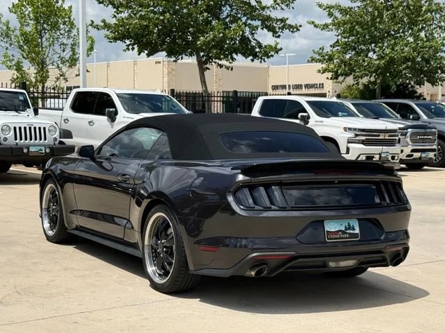 2022 Ford Mustang - Image 4