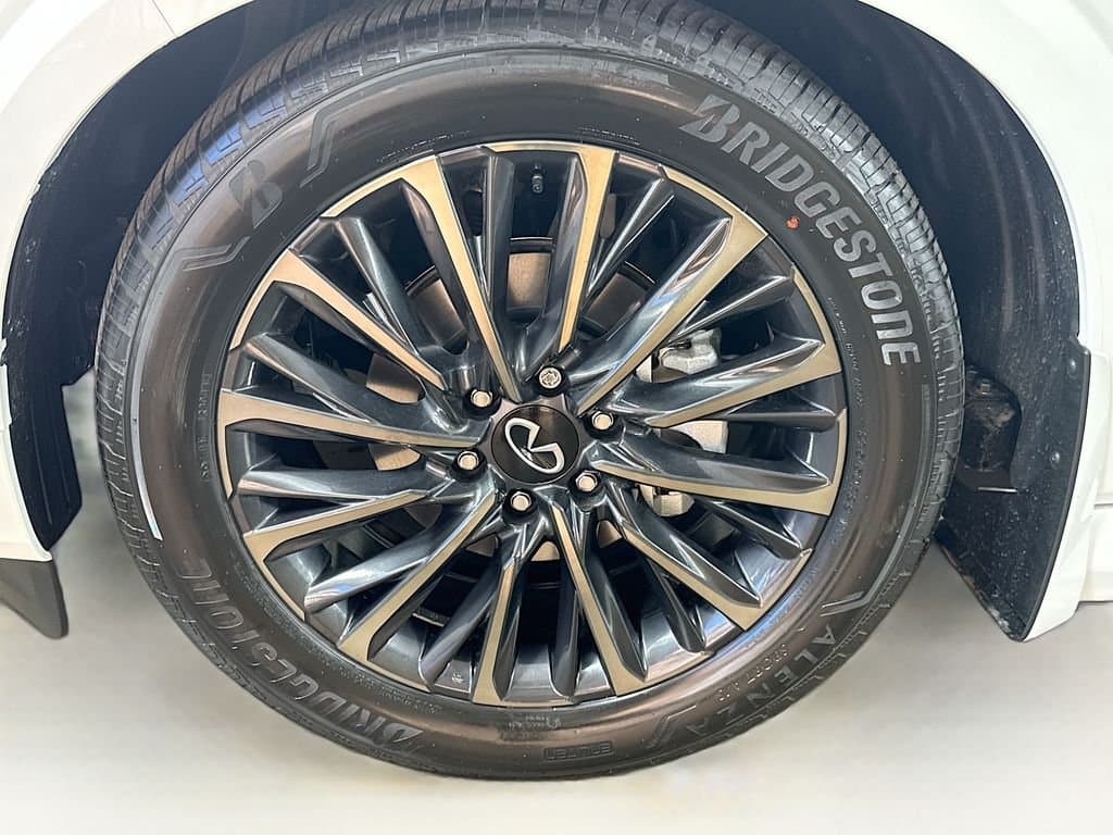 2026 INFINITI QX80 - Image 42