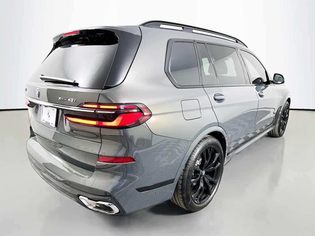 2026 BMW X7 - Image 5