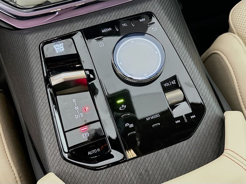 2025 BMW X3 - Image 15
