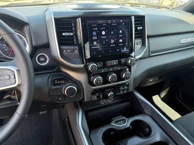 2025 Ram 1500 - Image 19