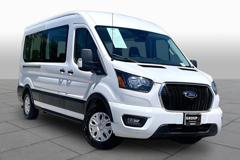 2023 Ford Transit Passenger Wagon - Image 3
