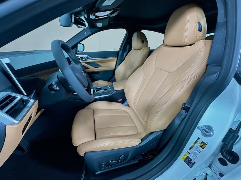 2026 BMW i4 - Image 16