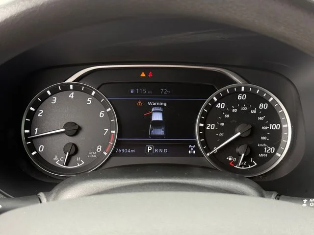 2022 Nissan Frontier - Image 13