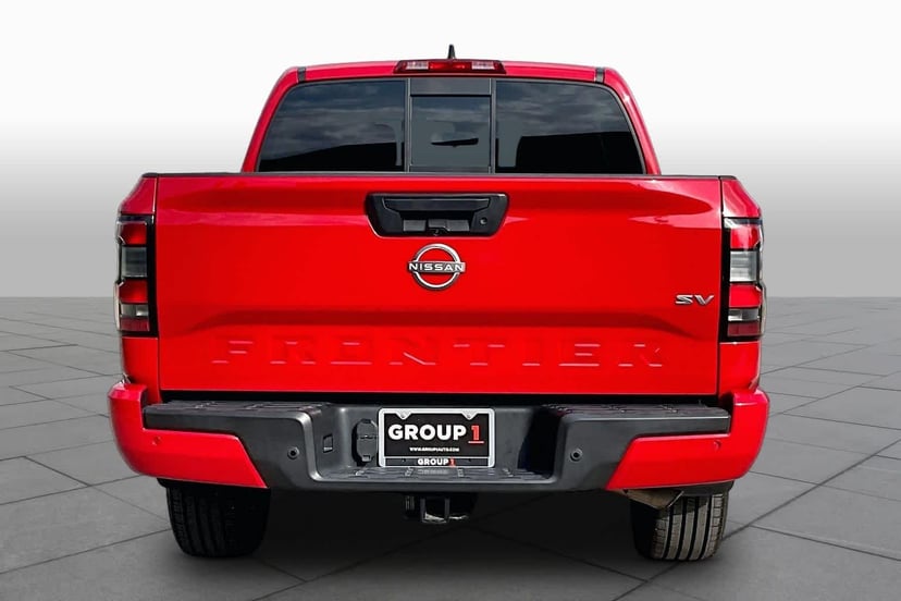 2022 Nissan Frontier - Image 5