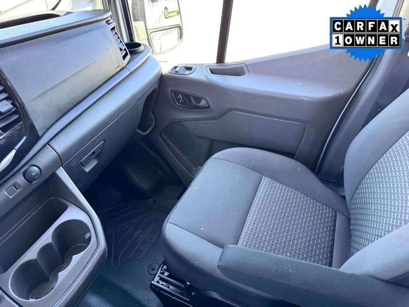2024 Ford Transit Passenger Wagon - Image 32