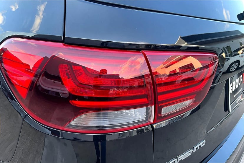 2019 Kia Sorento - Image 27