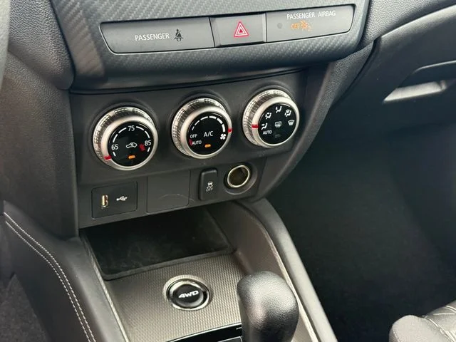 2025 Mitsubishi Outlander Sport - Image 18