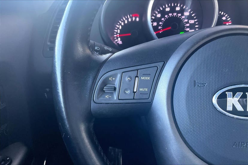 2013 Kia Soul - Image 23