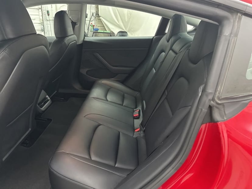 2023 Tesla Model 3 - Image 23