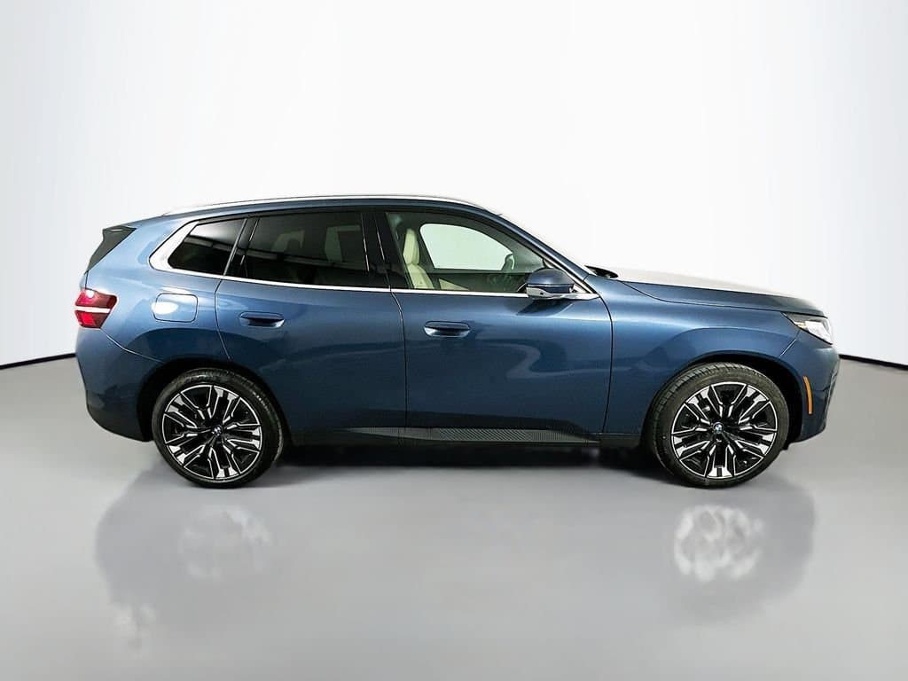 2026 BMW X3 - Image 4