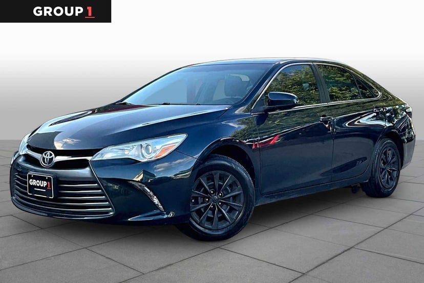 2016 Toyota Camry - Image 2