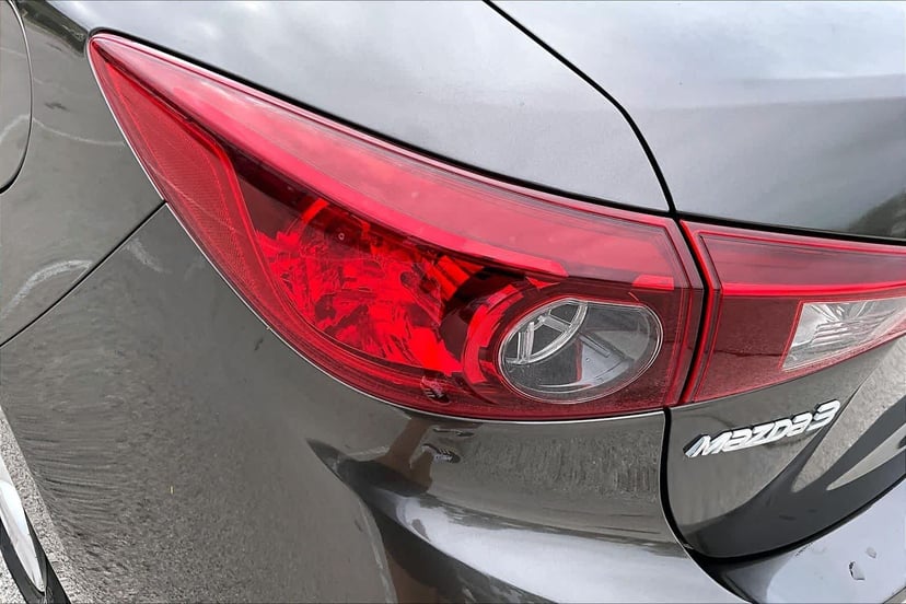 2016 Mazda Mazda3 - Image 29