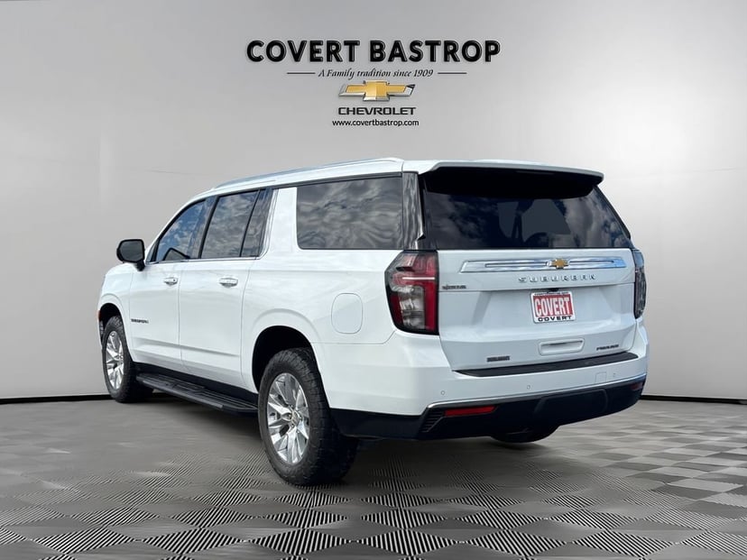 2023 Chevrolet Suburban - Image 5