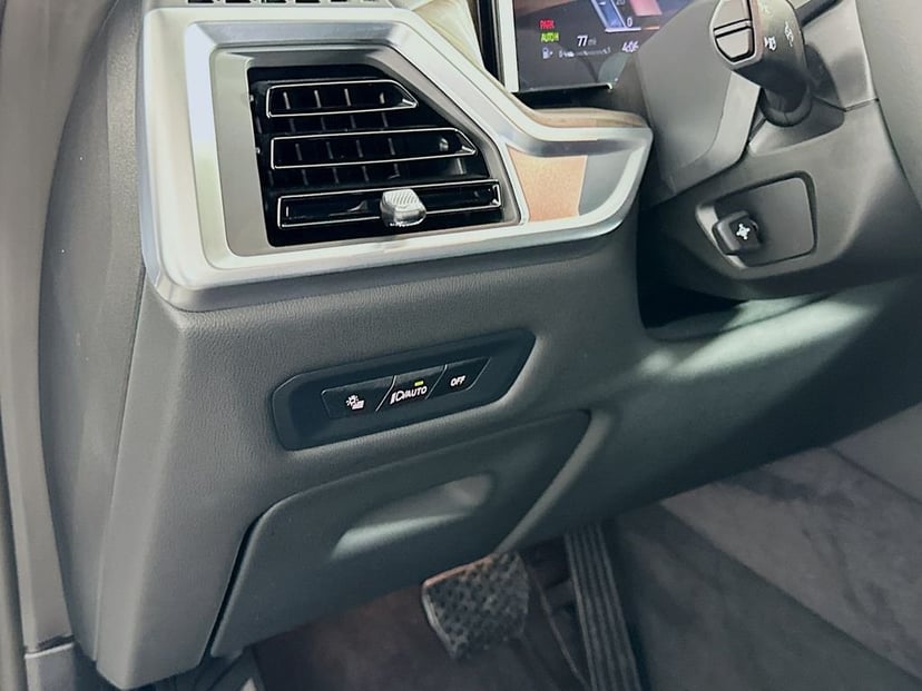 2026 BMW X5 - Image 26