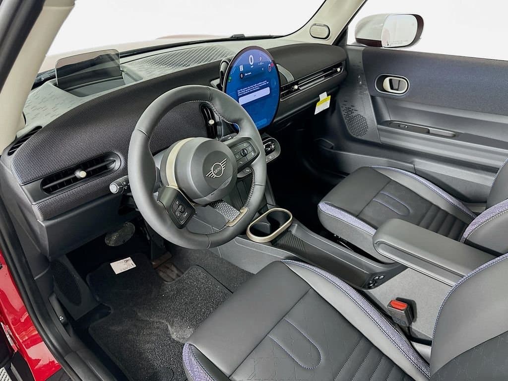 2025 MINI COOPER - Image 10