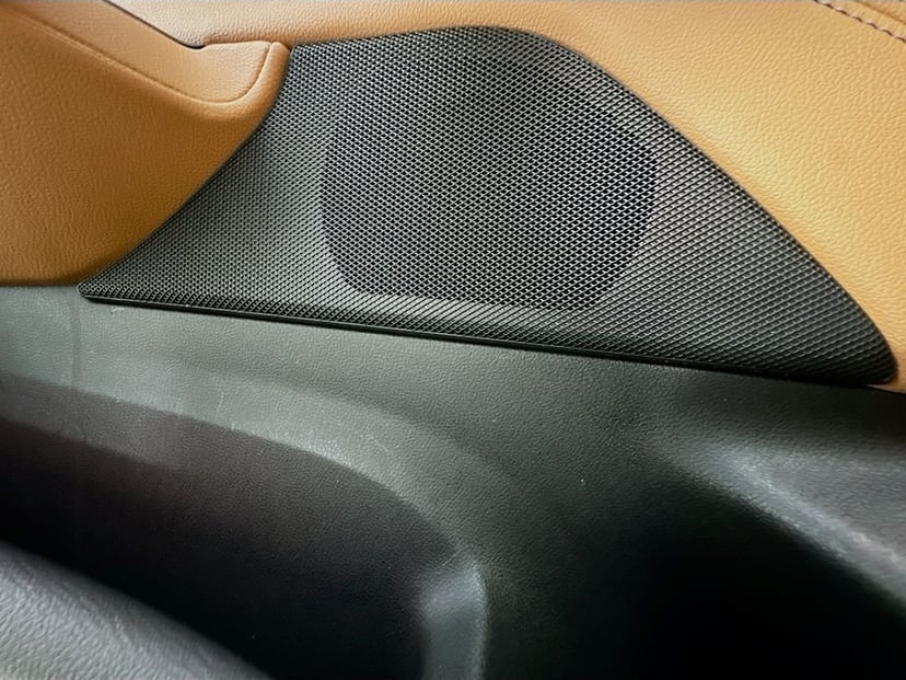 2023 BMW 5 Series - Image 18