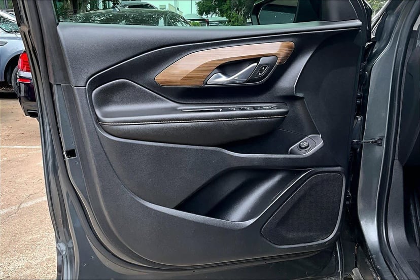 2020 GMC Terrain - Image 21