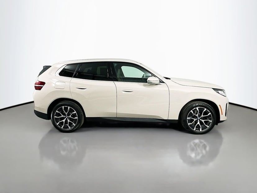 2026 BMW X3 - Image 4