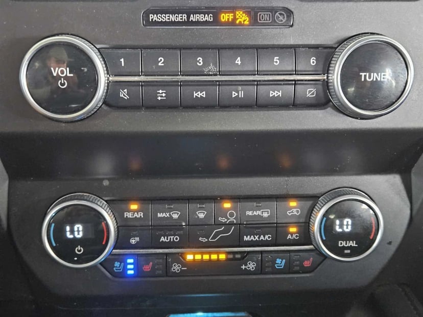 2021 Ford Expedition - Image 19