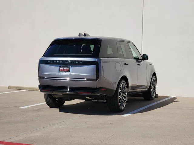 2026 Land Rover Range Rover - Image 4