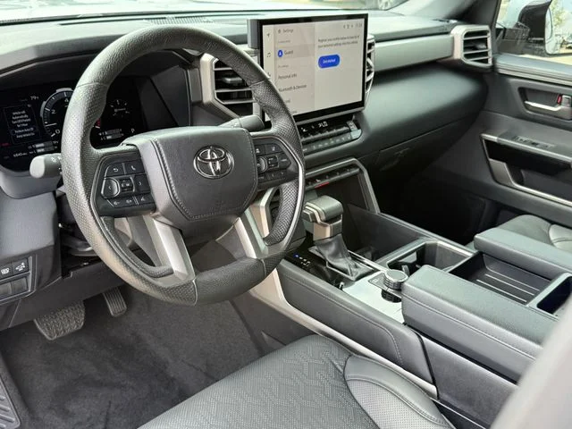 2025 Toyota Tundra - Image 11
