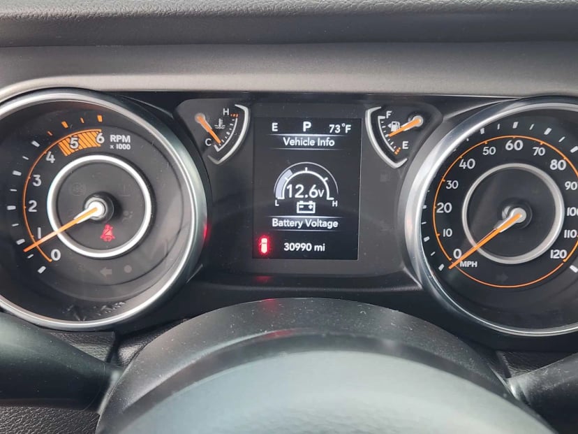2022 Jeep Wrangler - Image 15