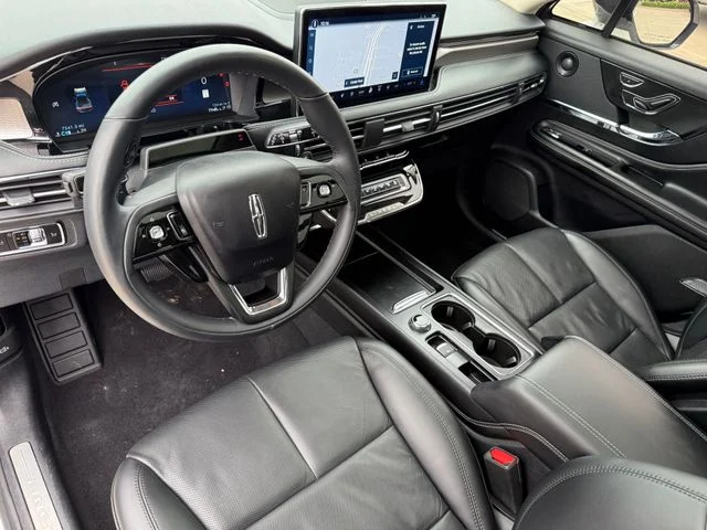 2023 Lincoln Corsair - Image 10