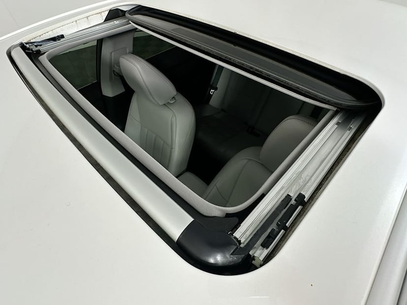 2017 Lexus ES - Image 22