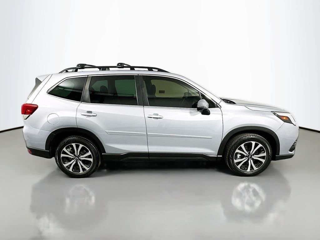 2022 SUBARU Forester - Image 5