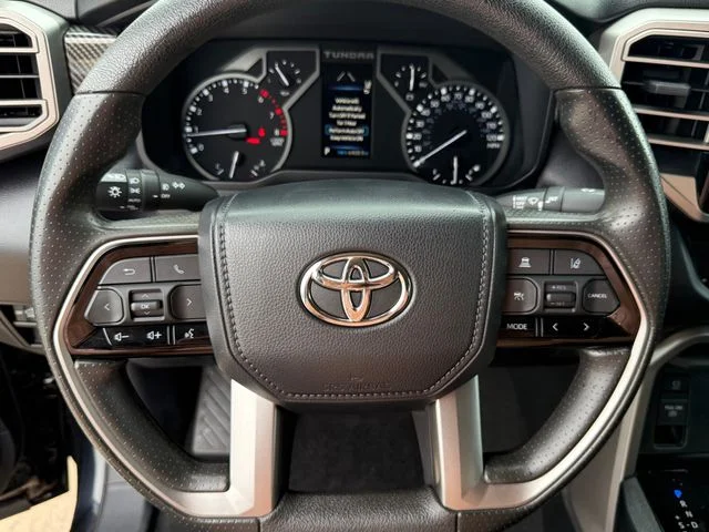 2022 Toyota Tundra - Image 13