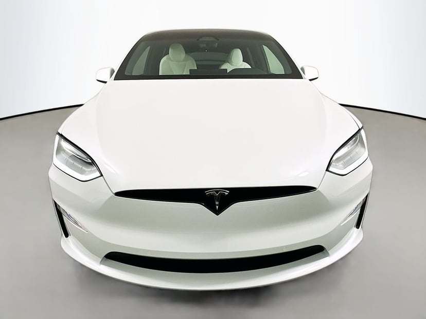 2022 Tesla Model X - Image 2