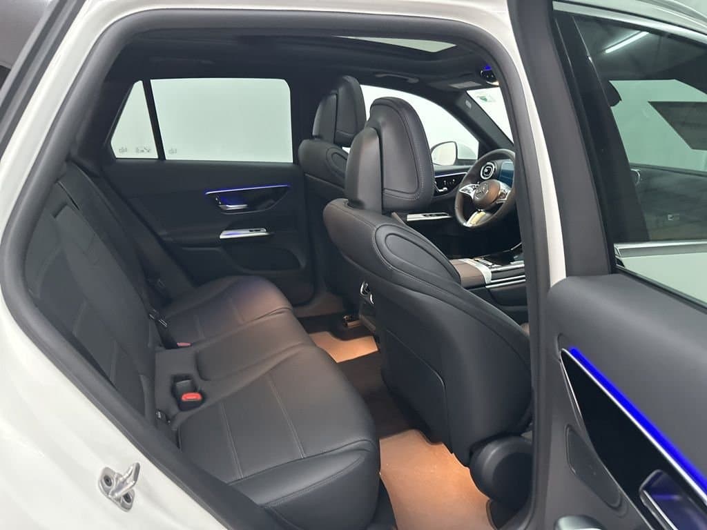 2026 MERCEDES-BENZ GLC - Image 24