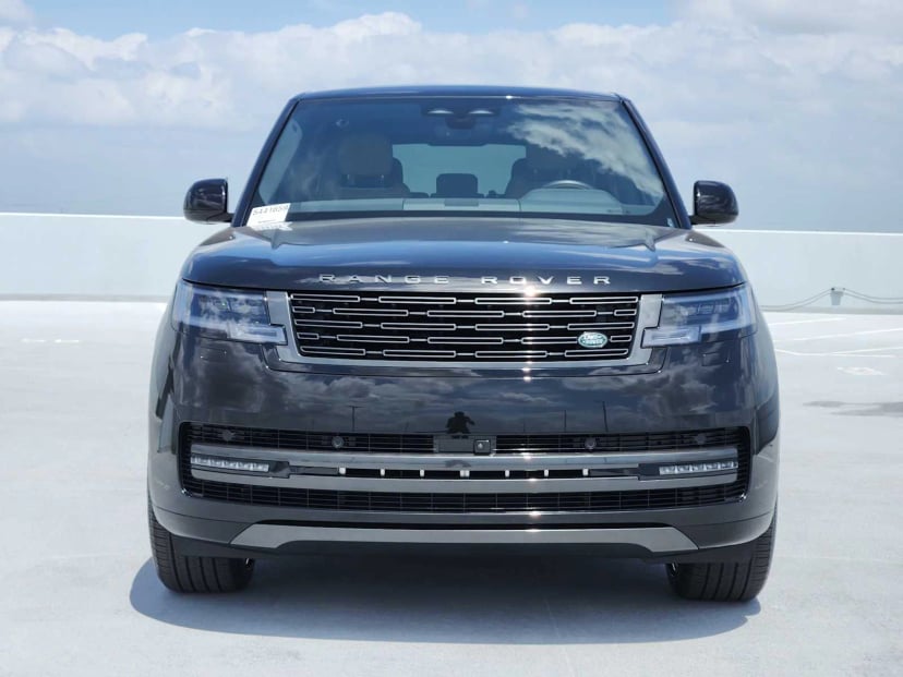 2026 LAND ROVER Range Rover - Image 2