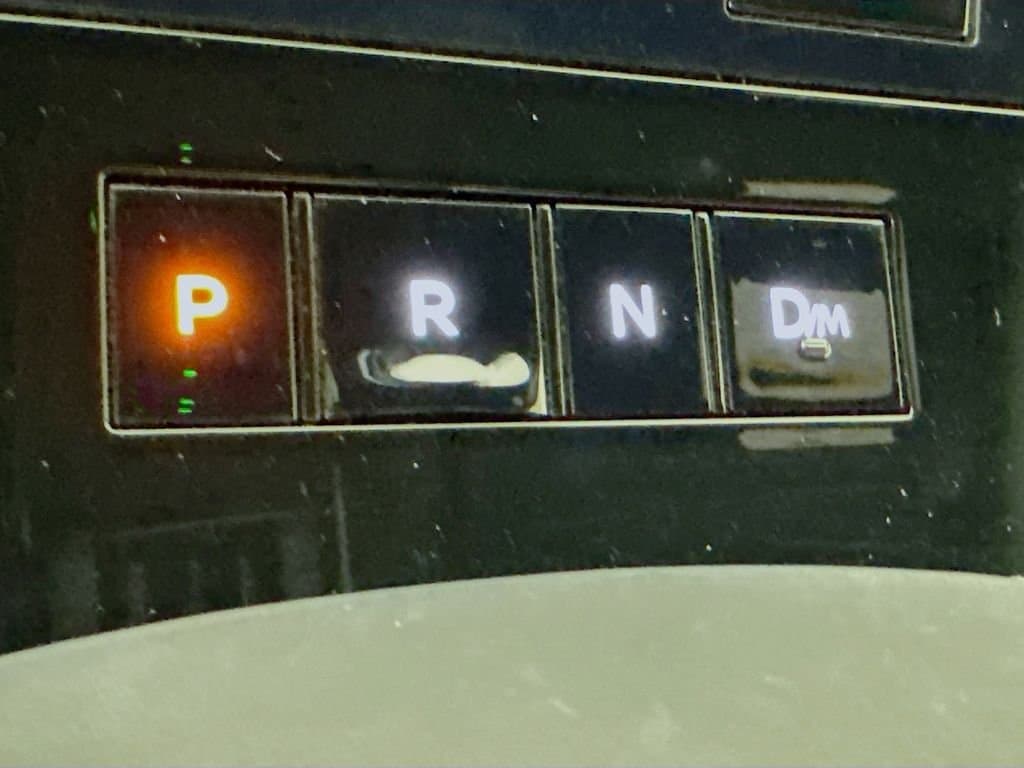 2025 INFINITI QX80 - Image 23