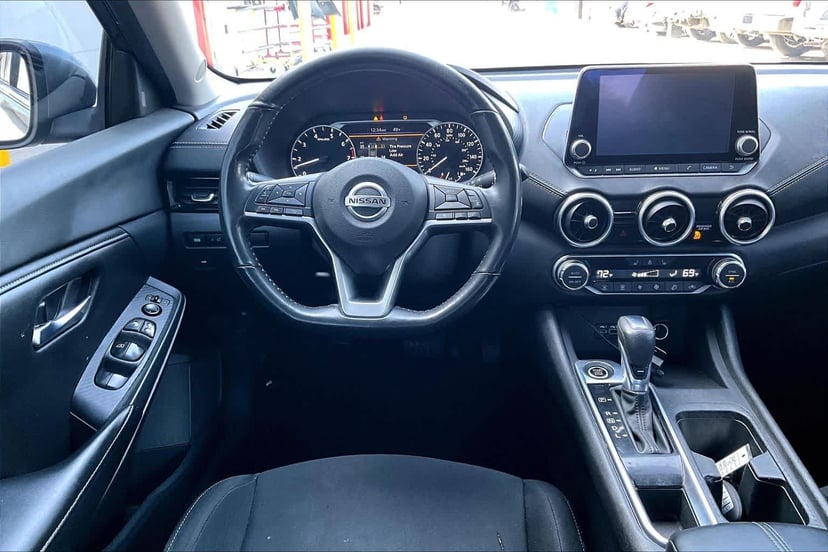 2022 Nissan Sentra - Image 6
