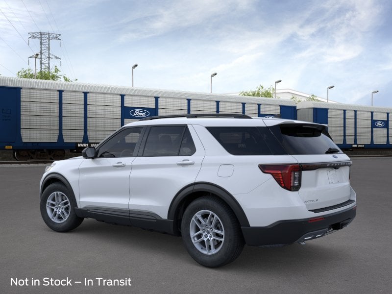 2026 Ford Explorer - Image 17