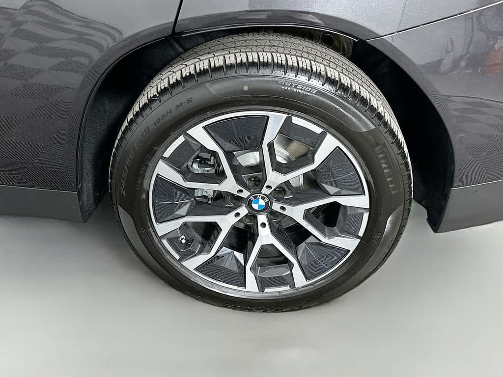 2025 BMW X3 - Image 23