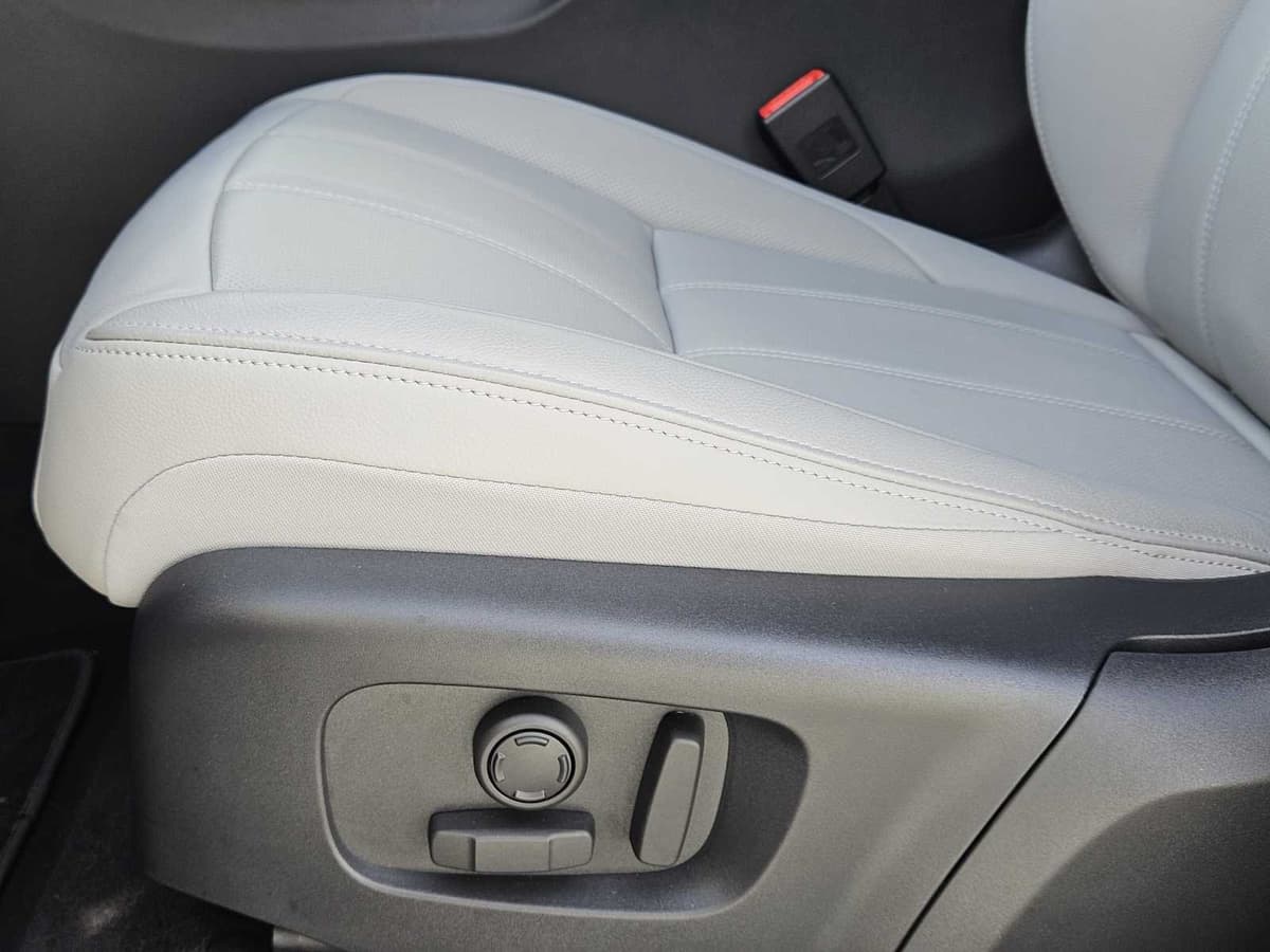 2026 LAND ROVER Range Rover Evoque - Image 21