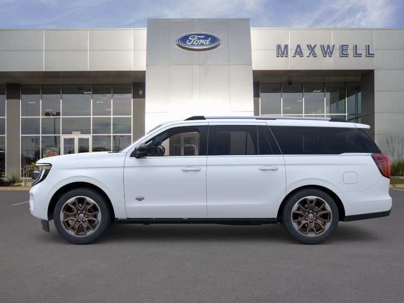 2026 Ford Expedition - Image 16