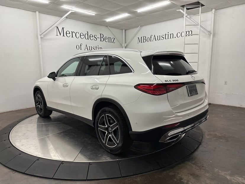 2026 Mercedes-Benz GLC - Image 37