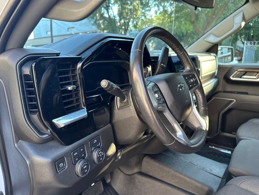 2022 Chevrolet Silverado 1500 - Image 9