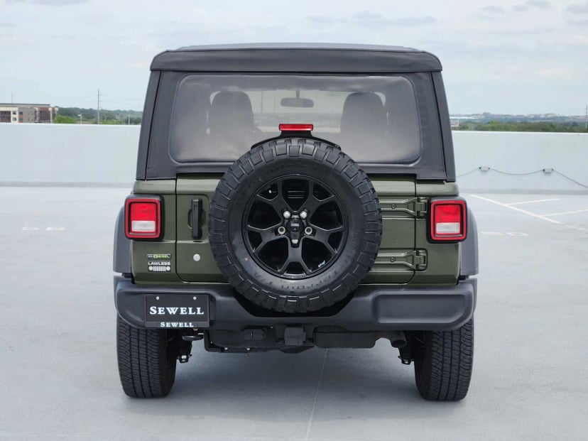 2022 Jeep Wrangler - Image 6