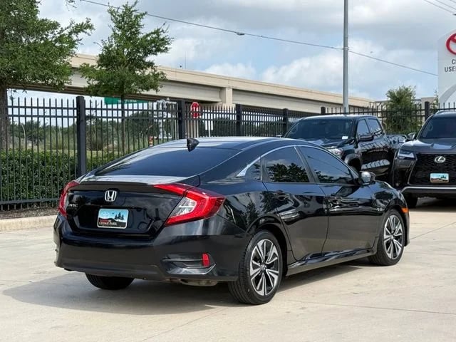 2017 Honda Civic - Image 4