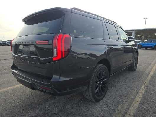 2025 Ford Expedition - Image 3