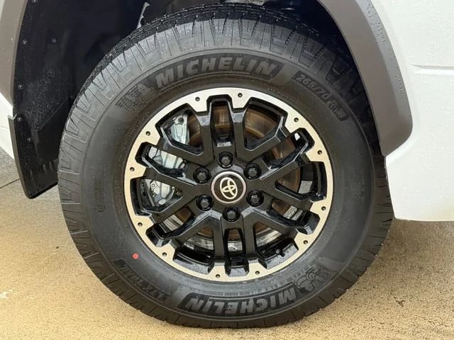 2026 Toyota Tundra - Image 2