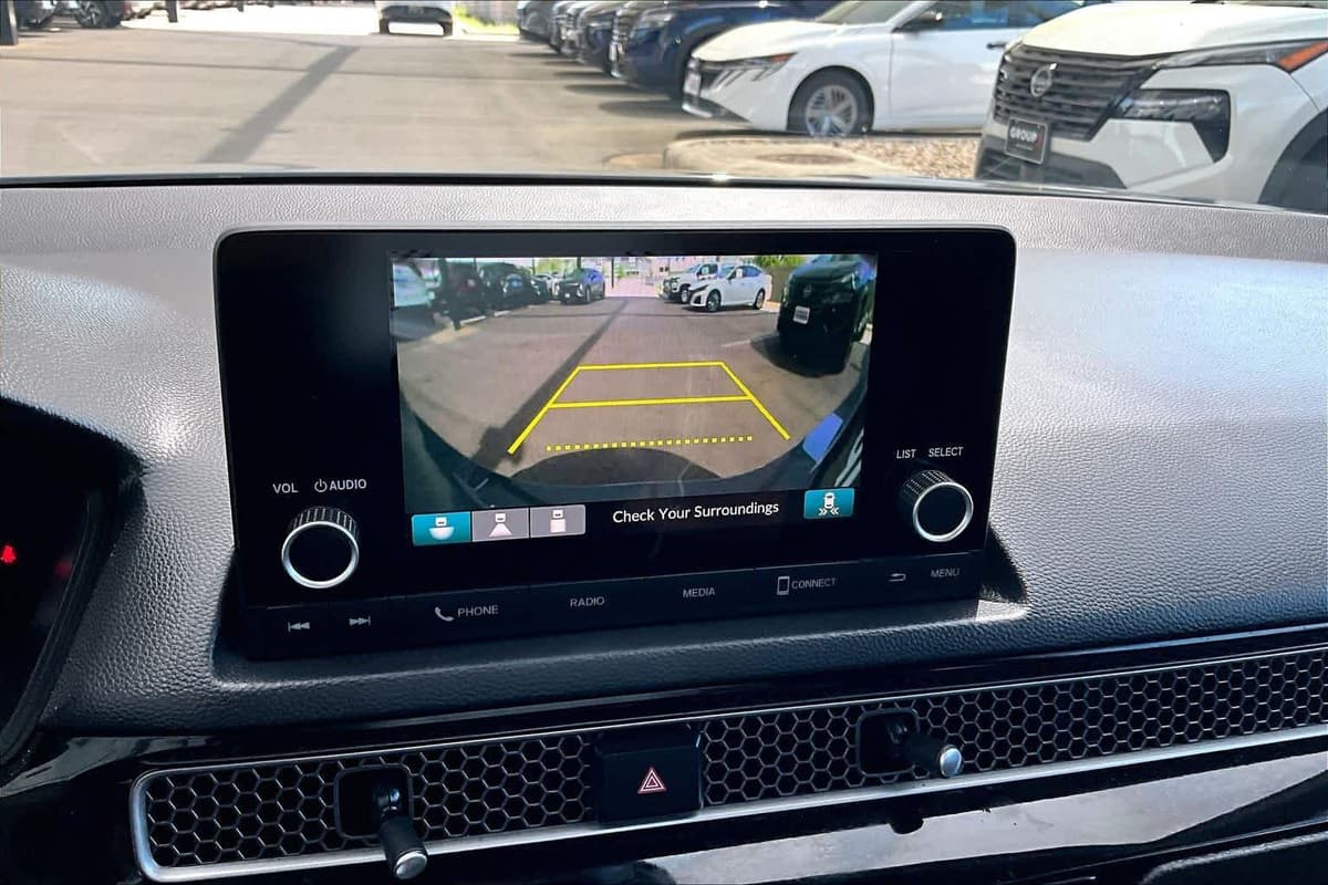 2025 Honda Civic - Image 26