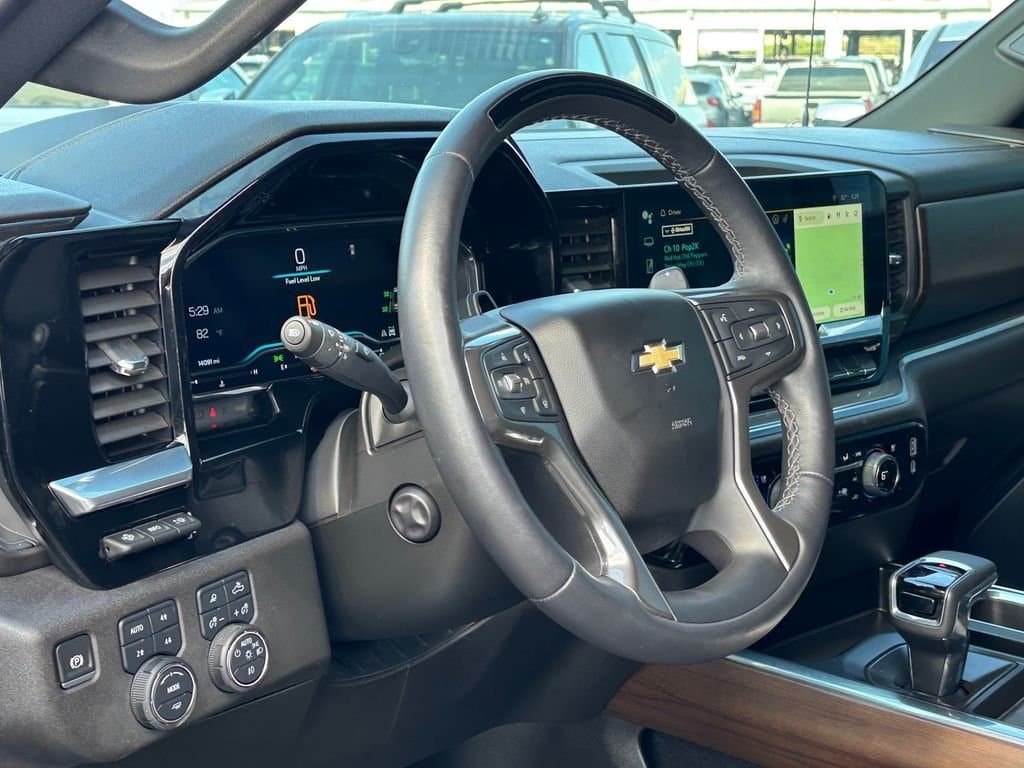 2024 Chevrolet Silverado 1500 - Image 9